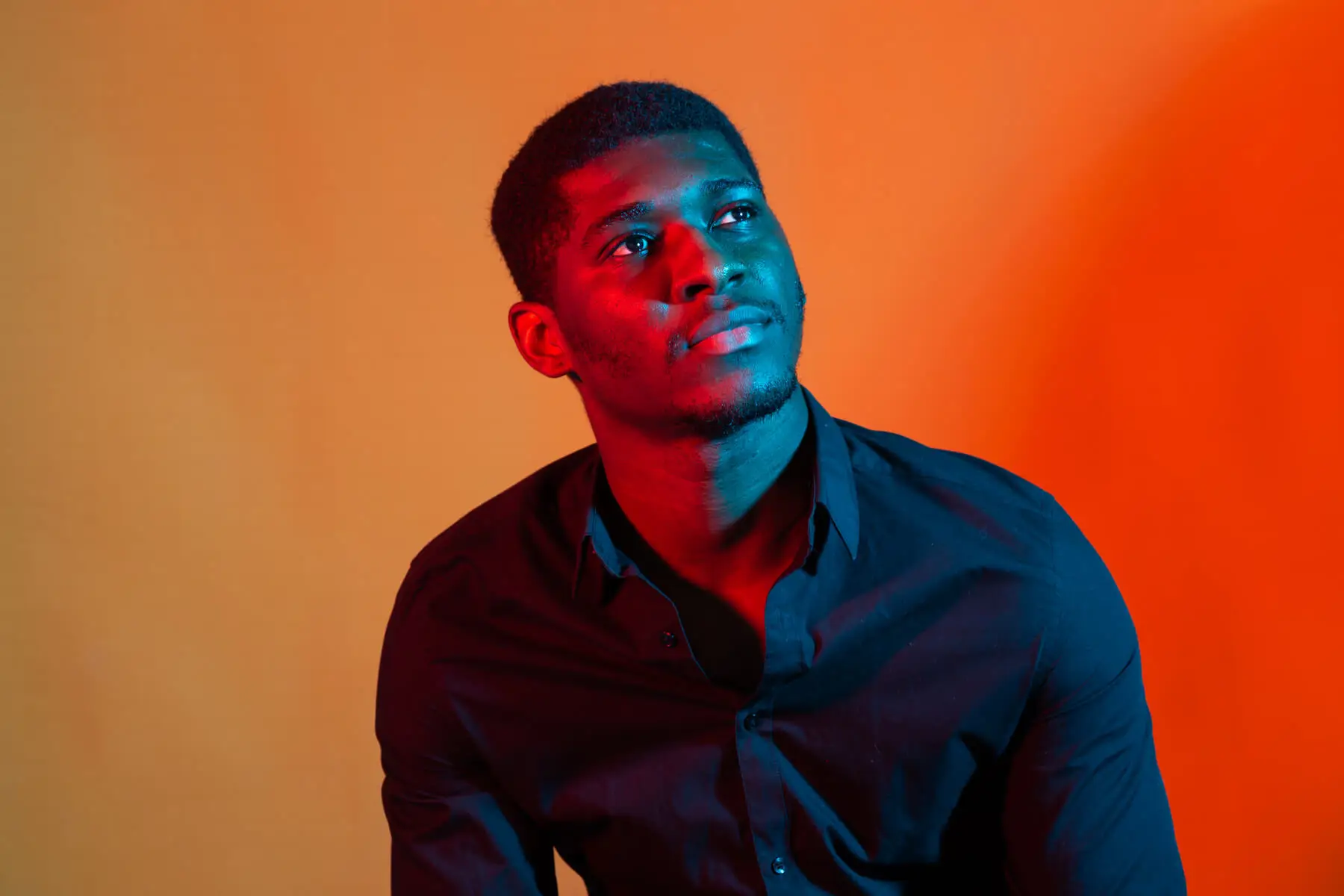 face african american stylish man posing on the bl 2026 03 26 08 38 12 utc 1 1.jpg